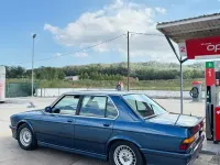 Gebraucht BMW M5 Performance 286 PS (210 kW) 1987 Blau Limousine