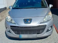 Gebraucht Peugeot 207 Urban Move 95 PS (69 kW) 2011 Silber Kleinwagen