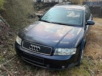 Second-hand Audi A4 131 CP (96 kW) 2001 Albastru Break