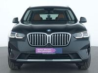 Gebraucht BMW X3 Sport Line 184 PS (135 kW) 2023 Black sapphire SUV