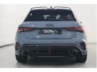 Neu Audi RS3 400 PS (294 kW) 2026 Grau (grau / kemoragrau) Limousine