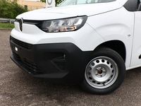 Neu Citroën Berlingo 131 PS (96 kW) 2025 Eisweiß eisweiß Van / Kleinbus