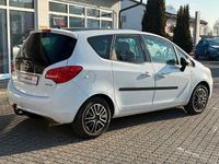 Gebraucht Opel Meriva Design Edition 120 PS (88 kW) 2011 Weiß Van / Kleinbus