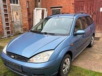 Gebraucht Ford Focus Futura 101 PS (74 kW) 2004 Blau Kombi