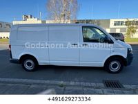 Gebraucht VW T5 102 PS (75 kW) 2013 Candyweiß Van