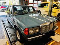 Gebraucht Mercedes 230 1980 Blau Limousine