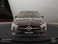 Gebraucht Mercedes A200 Advanced 163 PS (119 kW) 2024 Schwarz Limousine
