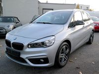 Gebraucht BMW 218 Sport Line 150 PS (110 kW) 2017 Silber Van / Kleinbus