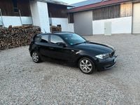Gebraucht BMW 118 143 PS (105 kW) 2008 Schwarz Kleinwagen
