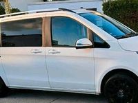 Gebraucht Mercedes V220 AMG 163 PS (119 kW) 2018 Weiß Van / Kleinbus
