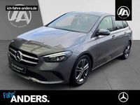 Gebraucht Mercedes B180 Style 136 PS (100 kW) 2019 Mountaingrau Van / Kleinbus