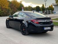 Gebraucht Opel Insignia 163 PS (119 kW) 2013 Schwarz Limousine