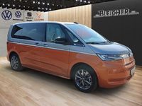 Gebraucht VW Multivan Energetic 150 PS (110 kW) 2023 Monosilber / energetic orange Van