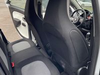 Gebraucht Renault Twingo SE 60 PS (44 kW) 2019 Weiß Kleinwagen