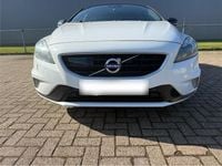 Gebraucht Volvo V40 R-Design 200 PS (147 kW) 2015 Weiß Limousine