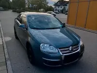 Gebraucht VW Jetta 102 PS (75 kW) 2006 Grün Limousine