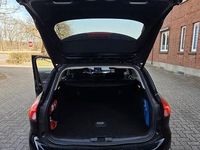 Gebraucht Ford Focus Titanium 120 PS (88 kW) 2018 Schwarz Kombi