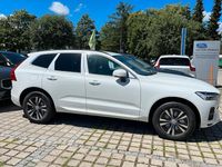 Gebraucht Volvo XC60 145 PS (106 kW) 2022 Weiß SUV