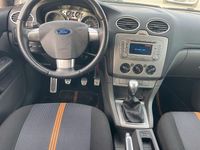Gebraucht Ford Focus Viva 101 PS (74 kW) 2010 Schwarz Limousine