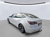 Gebraucht Tesla Model 3 Standard Range 225 kW (306 PS) 2020 Weiß Limousine