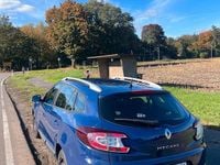 Gebraucht Renault Mégane III 110 PS (80 kW) 2010 Blau Kombi