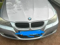 Gebraucht BMW 320 177 PS (130 kW) 2010 Grau Limousine
