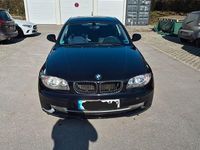 Gebraucht BMW 116 122 PS (89 kW) 2011 Schwarz Kleinwagen
