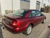 Gebraucht Audi A4 125 PS (91 kW) 1999 Rot Limousine