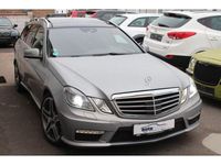 Gebraucht Mercedes E63 AMG 557 PS (409 kW) 2011 Designo magno (metallic) Kombi