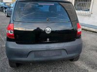Second-hand VW Fox 75 CP (55 kW) 2006 Negru Hatchback