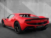 Gebraucht Ferrari 296 829 PS (609 kW) 2023 Rosso scuderia Coupé