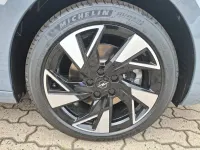 Neu Opel Astra 136 PS (100 kW) 2026 Grau Limousine