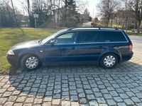 Gebraucht VW Passat 130 PS (95 kW) 2003 Blau Kombi
