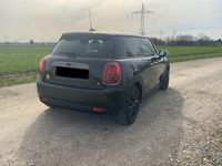 Gebraucht Mini Cooper SE Resolute Edition 135 kW (184 PS) 2023 Grün Kleinwagen