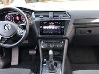 gebraucht VW Tiguan Allspace 2.0 TDI SCR 4Motion DSG Highline R-Line