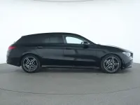Gebraucht Mercedes CLA220 AMG line 190 PS (139 kW) 2022 Nachtschwarz Limousine