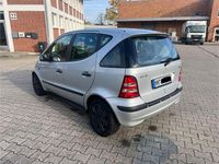 Gebraucht Mercedes A170 Elegance 95 PS (69 kW) 2004 Silber Van / Kleinbus