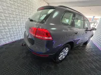 Gebraucht VW Touareg 204 PS (150 kW) 2011 Grau SUV