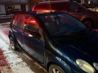 Second-hand Smart ForFour 70 CP (51 kW) 2004 Albastru Hatchback