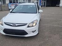 Gebraucht Hyundai i30 Comfort 105 PS (77 kW) 2011 Weiß Kombi