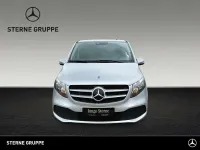 Gebraucht Mercedes V220 163 PS (119 kW) 2023 Brillantsilber Van / Kleinbus
