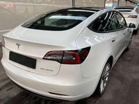 Gebraucht Tesla Model 3 366 kW (498 PS) 2023 Weiß metallic Limousine
