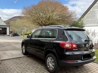 Gebraucht VW Tiguan Team 140 PS (102 kW) 2010 Schwarz SUV