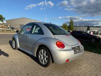 Gebraucht VW New Beetle 116 PS (85 kW) 2003 Silber Kleinwagen