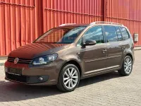 Gebraucht VW Touran S 140 PS (102 kW) 2014 Braun Van / Kleinbus
