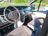 Gebraucht Opel Vivaro 114 PS (83 kW) 2010 Silber Van / Kleinbus
