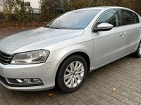 Gebraucht VW Passat Comfortline 122 PS (89 kW) 2012 Silber Limousine