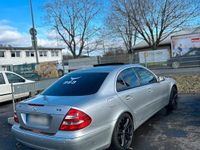 Gebraucht Mercedes E240 176 PS (129 kW) 2002 Silber Limousine