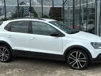 Gebraucht VW Polo Cross 90 PS (66 kW) 2013 Weiß Kleinwagen