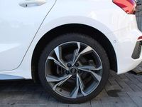 Gebraucht Audi A3 e-tron S-Line 204 PS (150 kW) 2022 Weiß Kleinwagen